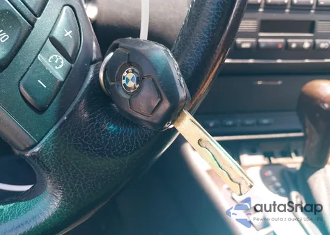 2002 BMW 325Ci из США, поврежденный, VIN WBABS334X2PG88568